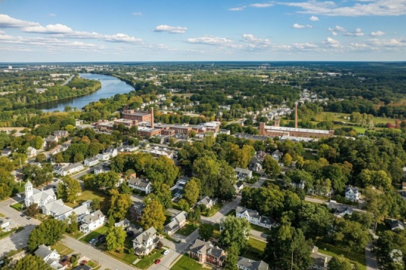 Best Siding Replacement pros in Chicopee, MA